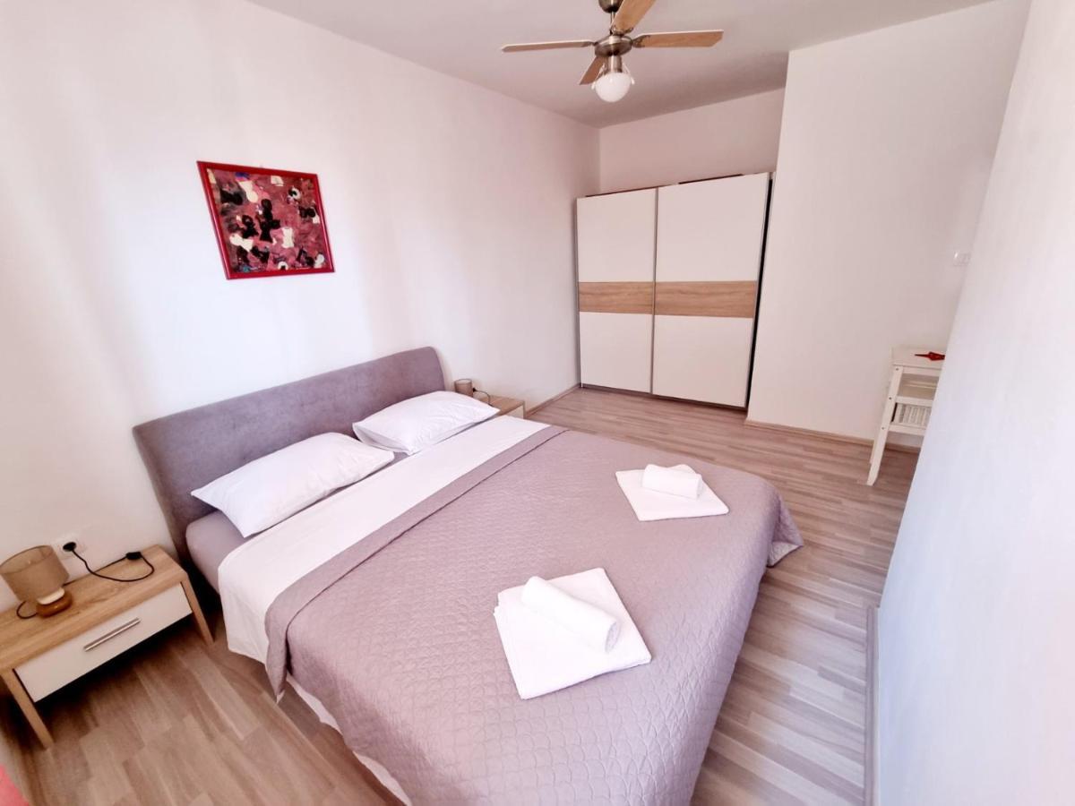 Apartmani MW, Crveni apartman Baska  Bagian luar foto